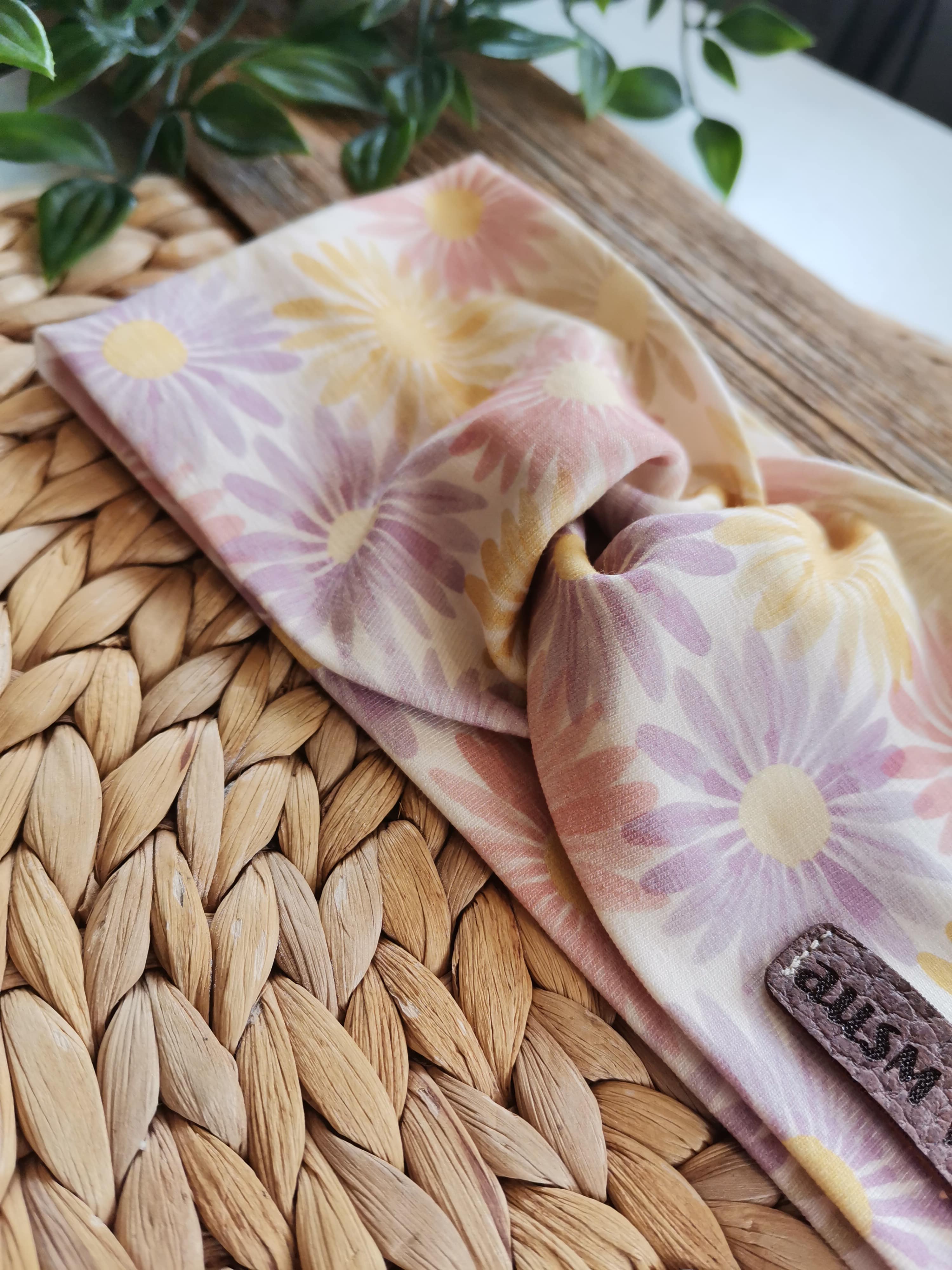 Knotenstirnband "Blümchenzauber"